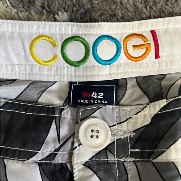 Coogi - Picture 2 of 2